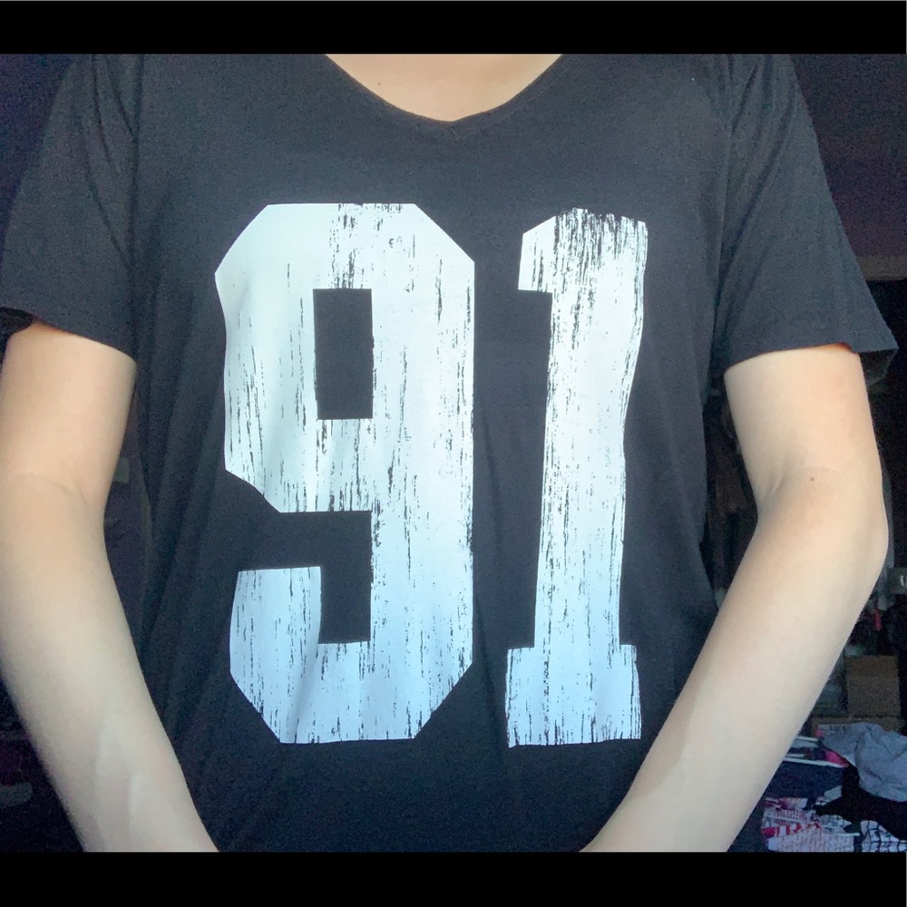 Black t-shirt - Picture 1 of 3